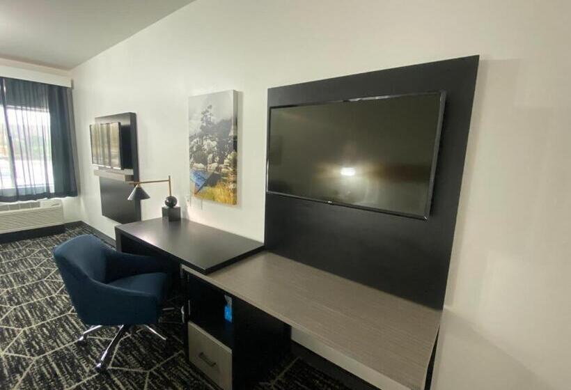 Люкс, La Quinta Inn & Suites By Wyndham Yucaipa