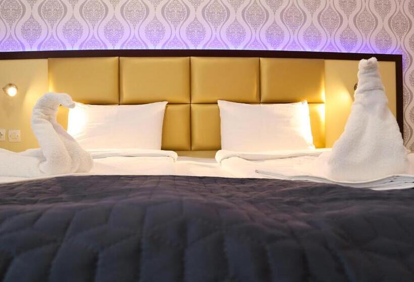 Трехместный Superior Вид на Море, Adele Resort