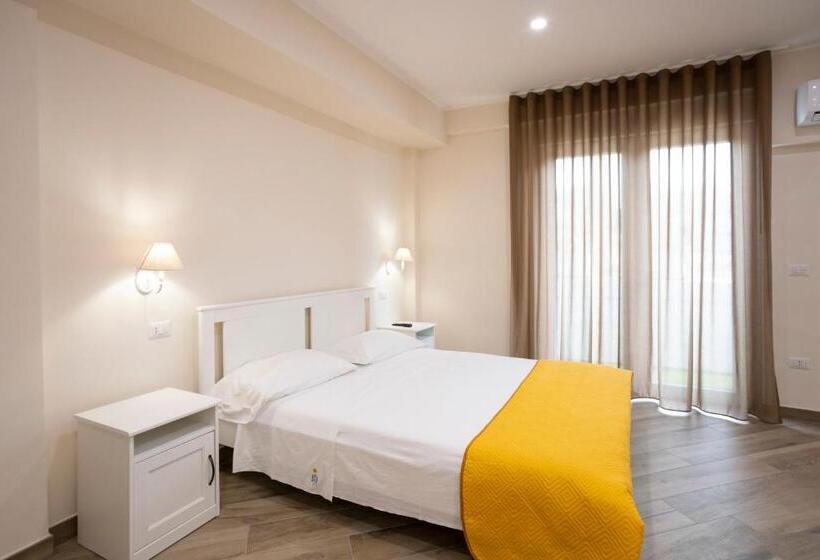 Quarto Deluxe Cama King, Residence O Sole Mio Pompei