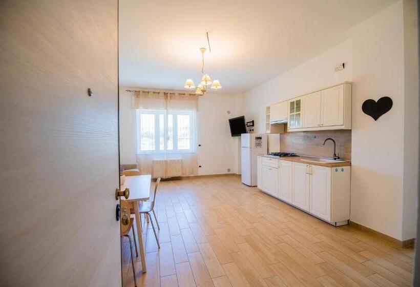 Quarto Quádruplo Deluxe, Residence O Sole Mio Pompei