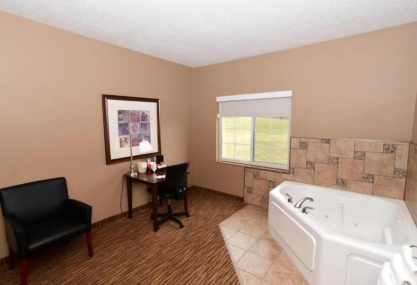 Люкс Кровать Кинг, Cobblestone Inn & Suites   Denison | Majestic Hills