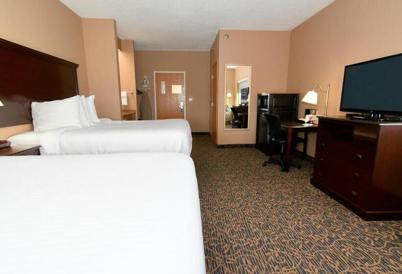 Люкс, Cobblestone Inn & Suites   Denison | Majestic Hills