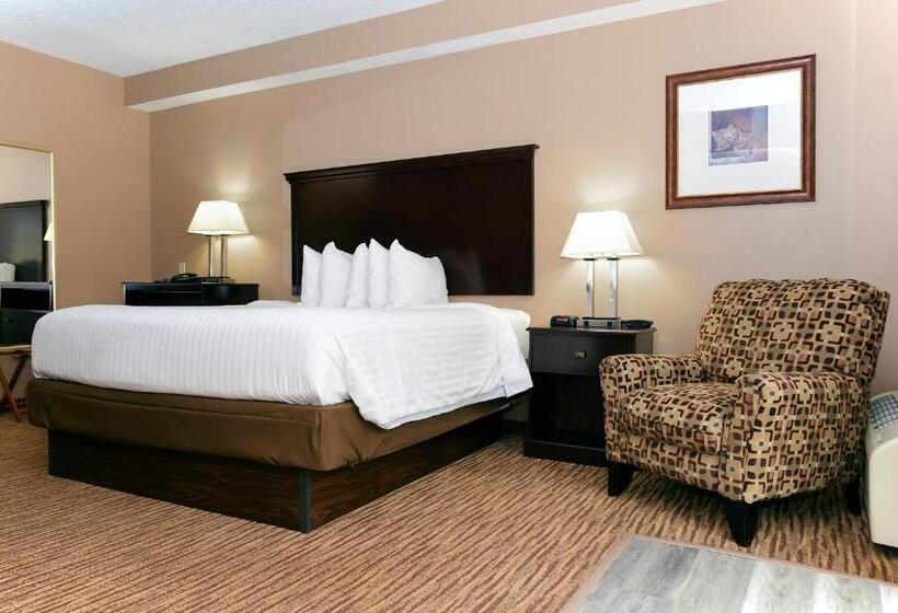 Люкс Кровать Кинг, Cobblestone Inn & Suites   Denison | Majestic Hills