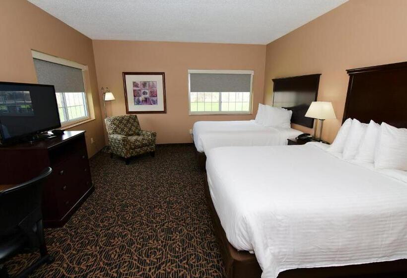 Люкс, Cobblestone Inn & Suites   Denison | Majestic Hills