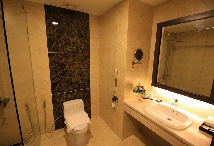 디럭스 트리플 룸, Muong Thanh Luxury Can Tho