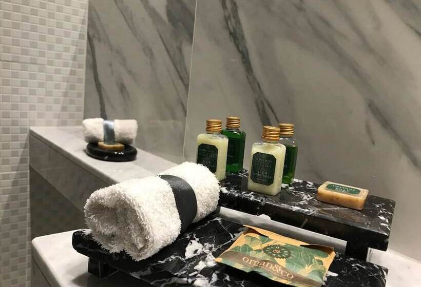 Люкс, Pinares Panorama Suites & Spa