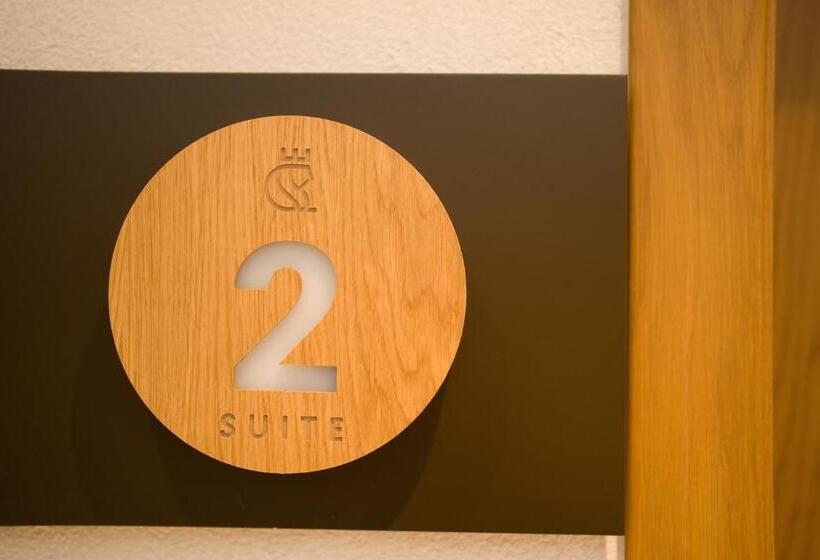 Полулюкс Вид на Сад, Capital Luxury Suites