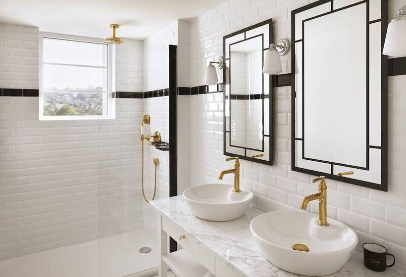 Люкс, Grand Hôtel Perros Guirec