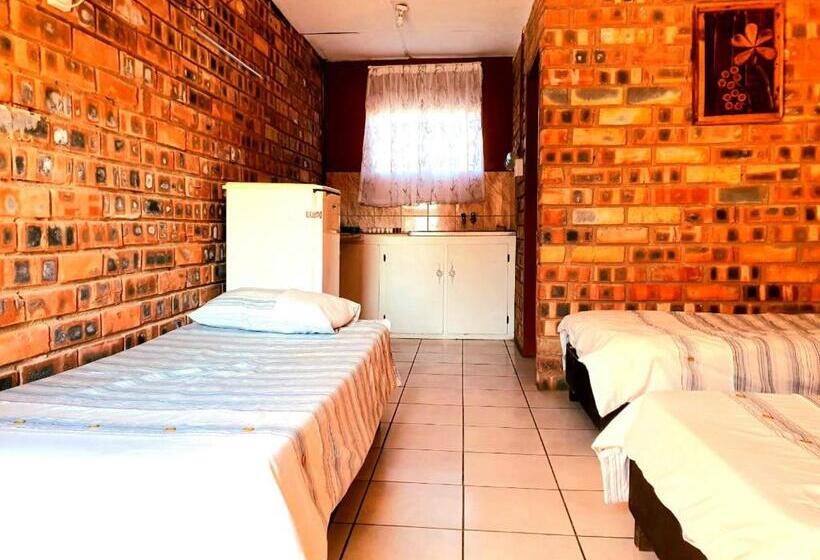 4인용 스탠다드 룸, Limpopo Lodge