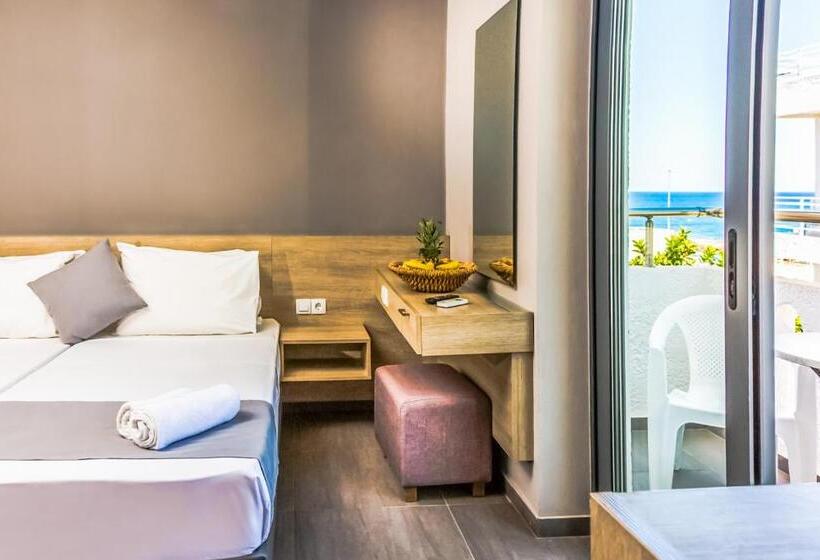 اتاق استاندارد با چشم‌انداز دریا, Porto Greco Village Beach