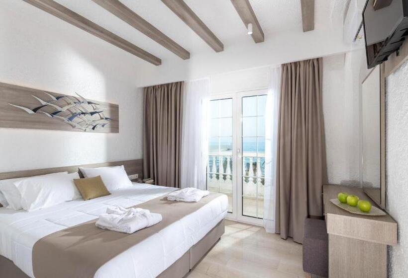 2 Bedroom Family Apartment Sea View, Porto Greco Village Beach