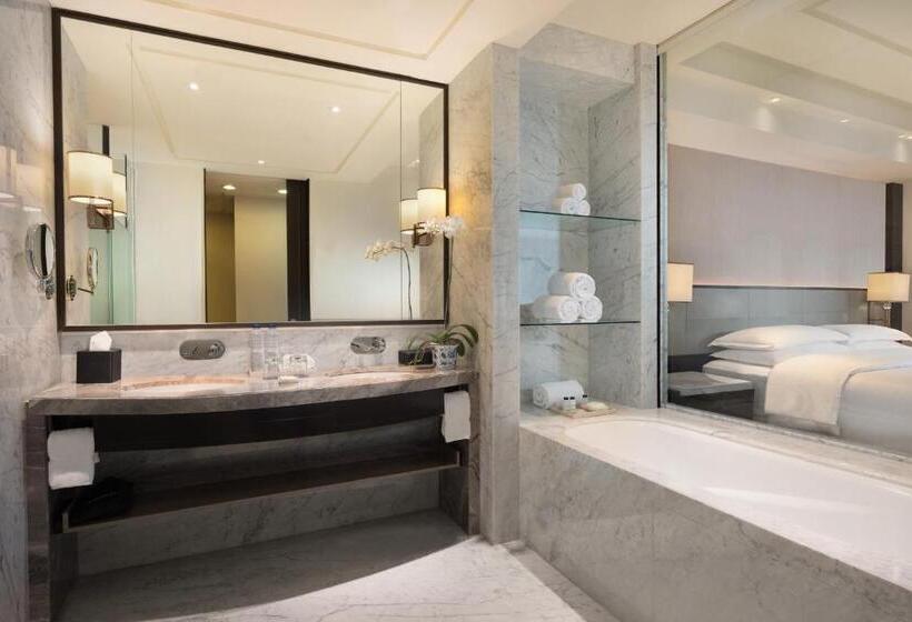 Стандартный Номер Кровать Кинг, Sheraton Grand Jakarta Gandaria City