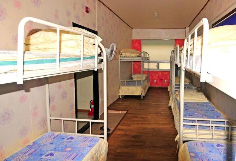 패밀리 룸, Hwaseong Guesthouse