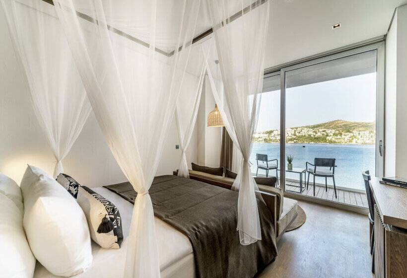 Номер Deluxe Вид на Море, Cape Bodrum Luxury Hotel & Beach