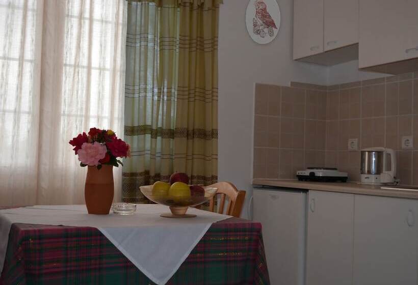 침실 1개 아파트, Emilia Apartments