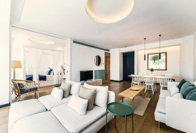 Люкс, Cape Bodrum Luxury Hotel & Beach