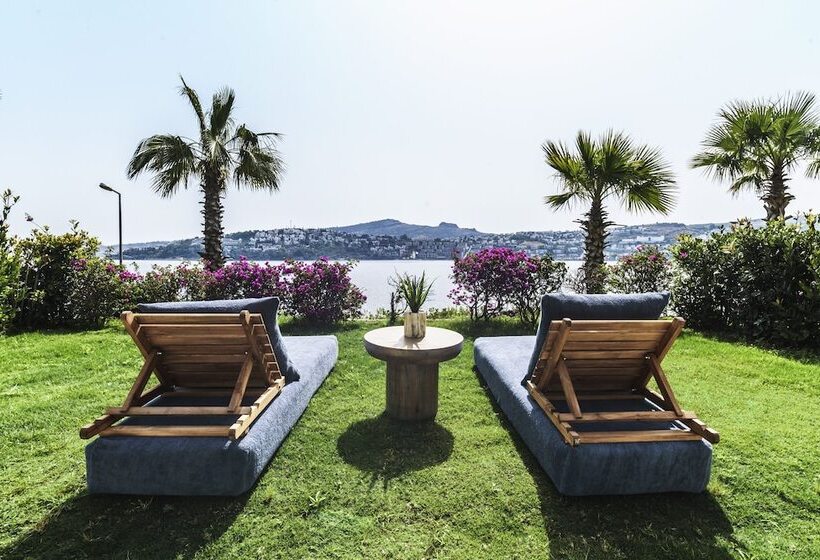 Президентский Люкс 3 Спальни, Cape Bodrum Luxury Hotel & Beach