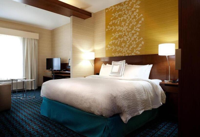 Люкс Кровать Кинг, Fairfield Inn & Suites By Marriott Lethbridge