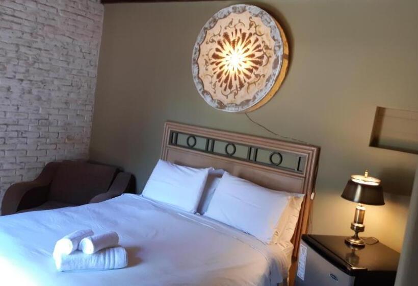 Superior suite with balcony, Pousada Papyrus
