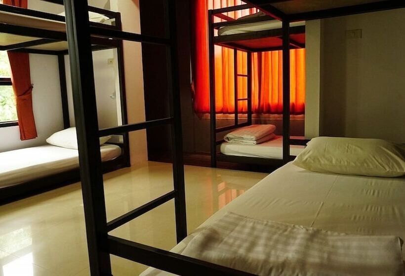 共同バス付シェアルーム, M Hostel Lanta