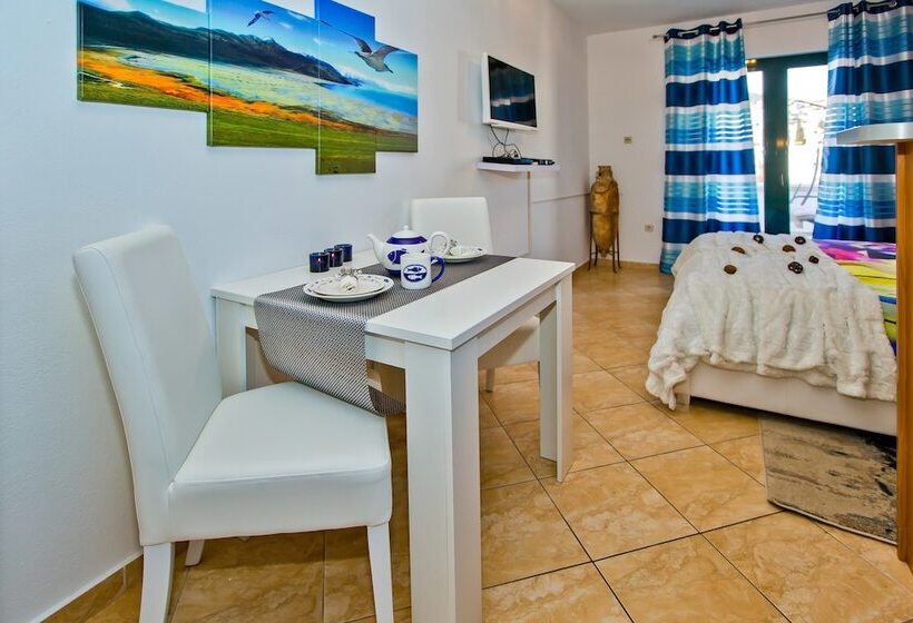 Студио Superior Вид на Море, Villa Softic