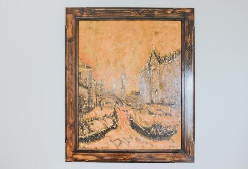 اتاق لوکس با وان آب گرم, B&b Nuovo Reale   Centro Storico