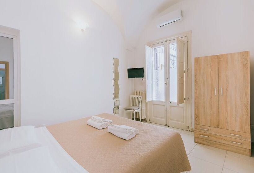 آپارتمان 1 خوابه با چشم‌انداز باغ, B&b Nuovo Reale   Centro Storico