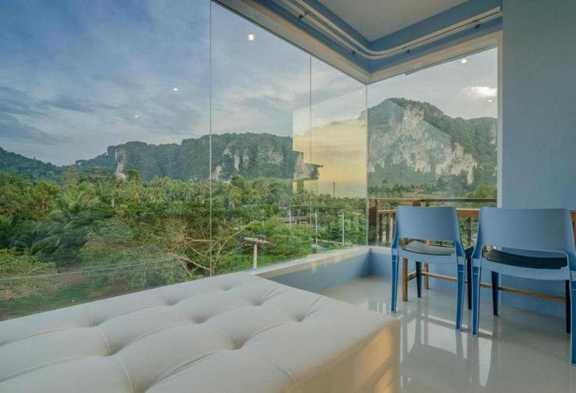 اتاق استاندارد با چشم‌انداز استخر, Ao Nang Miti Resort