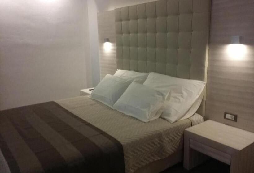 스탠다드 스튜디오, Aqua Oliva Resort