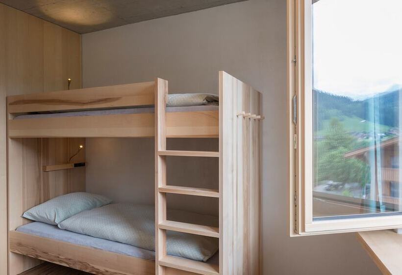 اتاق استاندارد با سرویس بهداشتی مشترک, Saanen Gstaad Youth Hostel