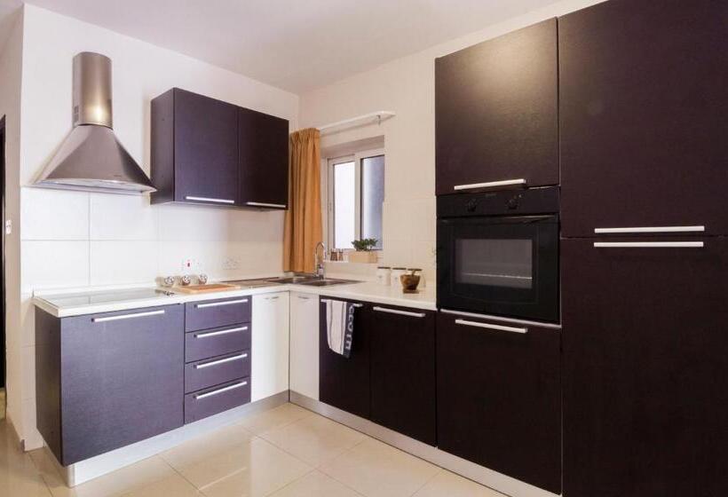 آپارتمان 3 خوابه با چشم‌انداز دریا, Blubay Apartments By St Hotels
