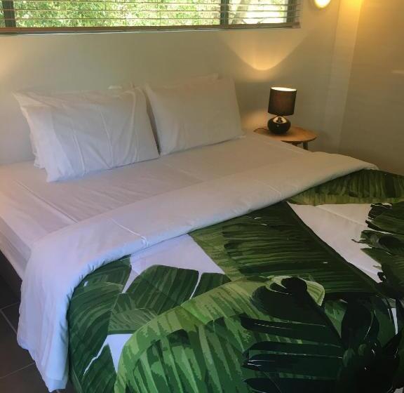 Апартаменты Deluxe 1 Спальня, Chez Noosa Resort Motel