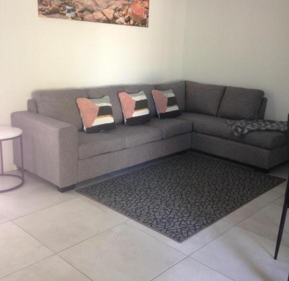 Апартаменты Deluxe 1 Спальня, Chez Noosa Resort Motel