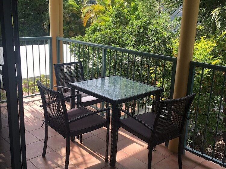 Апартаменты Deluxe 1 Спальня, Chez Noosa Resort Motel