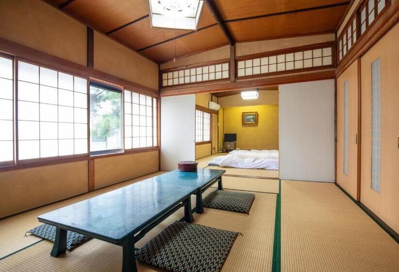 스탠다드 트리픔 룸 공동욕실, Daibutsu Ryokan