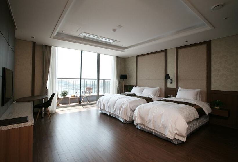 اتاق لوکس با چشم‌انداز دریا, Benikea Hotel Yeosu