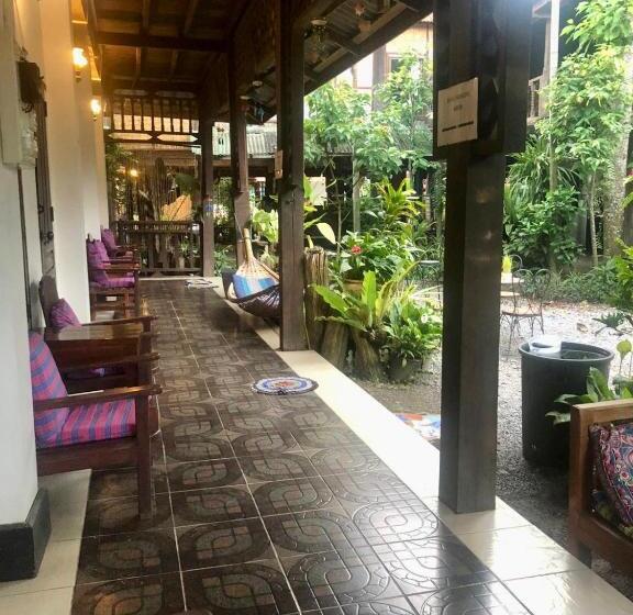 Номер Стандарт Вид на Сад, Champa Lao The Villa