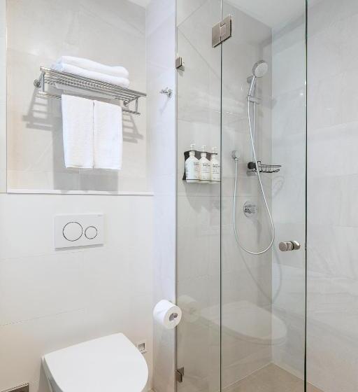 스탠다드 룸, Kith Hotel Darling Harbour