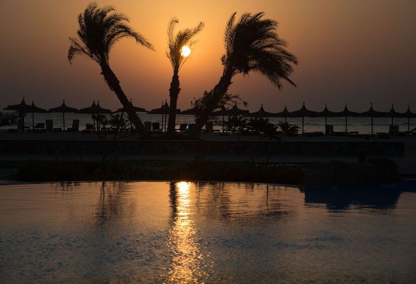 اتاق استاندارد با تخت دوبل, Novotel Marsa Alam Beach Resort