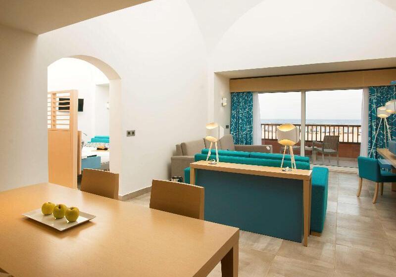 Deluxe Suite Sea View, Novotel Marsa Alam Beach Resort