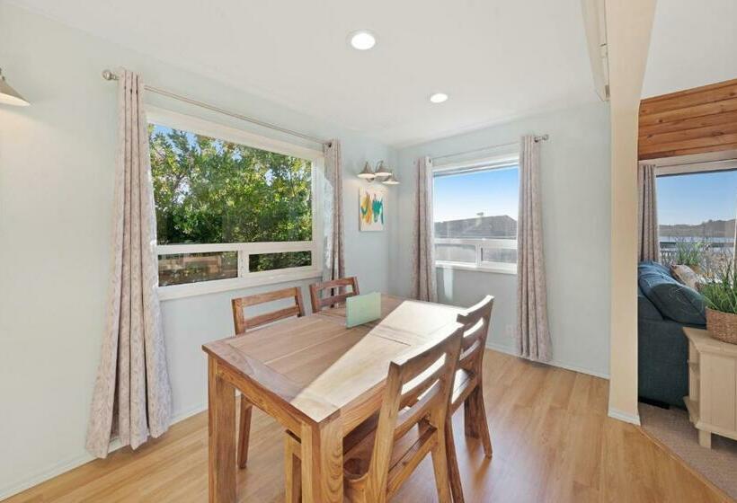 Апартаменты 2 Спальни, Embarcadero Bay View