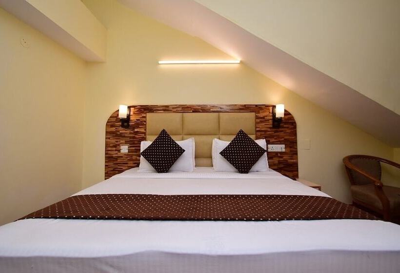 Номер Deluxe, Kalinga Grand Manali