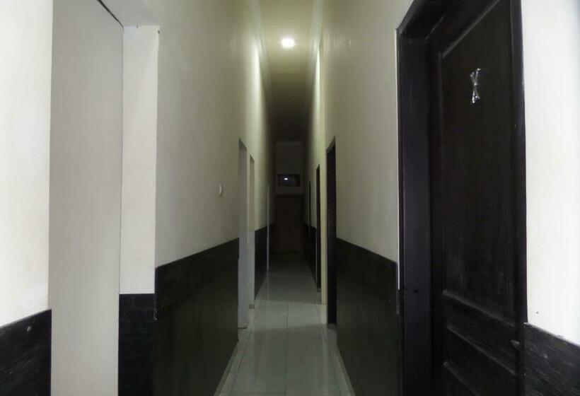 Семейный Номер, Rumah Singgah Brm
