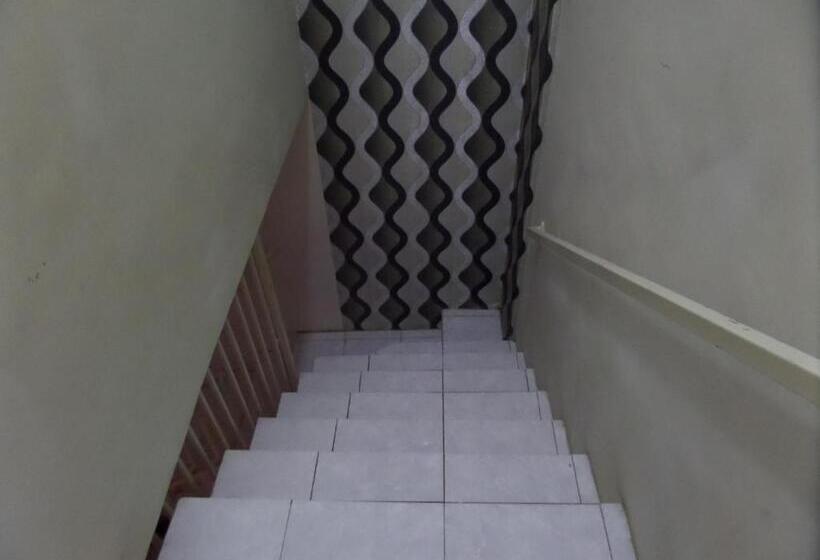 Семейный Номер Deluxe, Rumah Singgah Brm