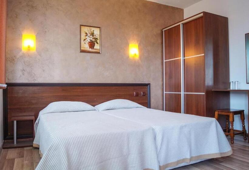 Номер Стандарт, Chrystal Guest House