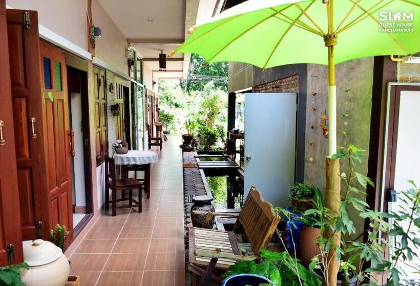 프리미엄 4인룸, Siam Guesthouse