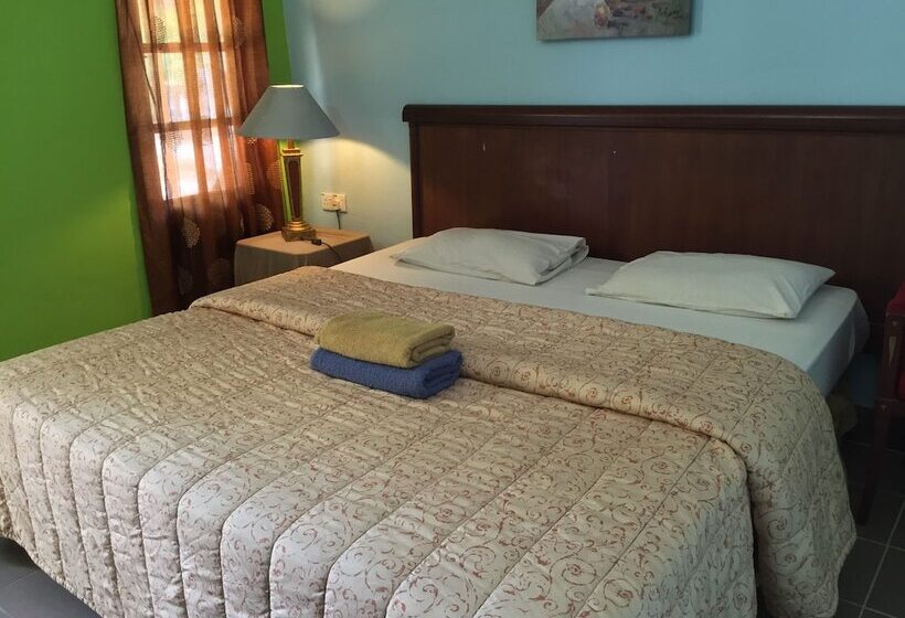 Номер Deluxe, Green Village Langkawi Resort