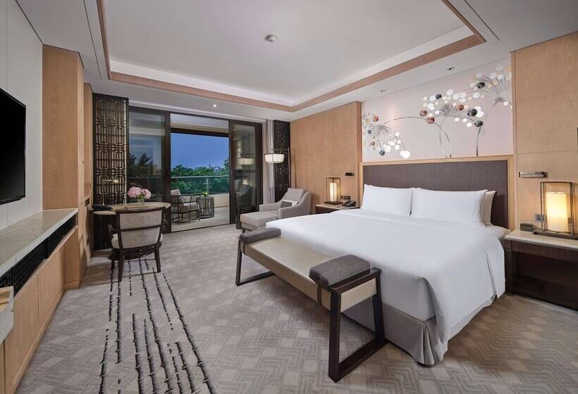 Номер Deluxe, Hilton Dali Resort & Spa