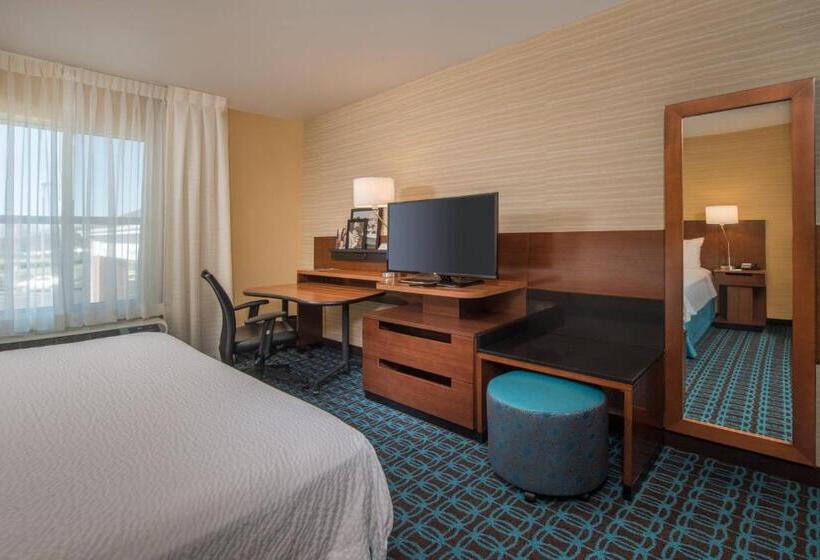 스탠다드 룸 킹사이즈 침대, Fairfield Inn & Suites By Marriott Easton