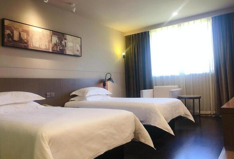 Номер бизнес-класса, Jinjiang Inn Select Zhenjiang Xijingdu Daxi Road